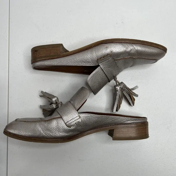 Aquatalia Size 10 Stella Metallic Tumbled Mules Platinum Women's Tonal Tassels - Image 5