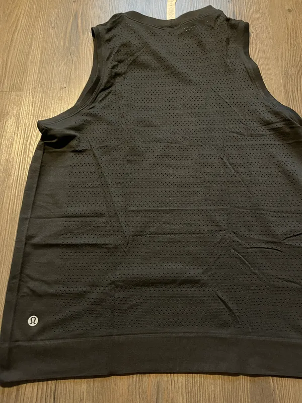 Lululemon Tank - Image 4