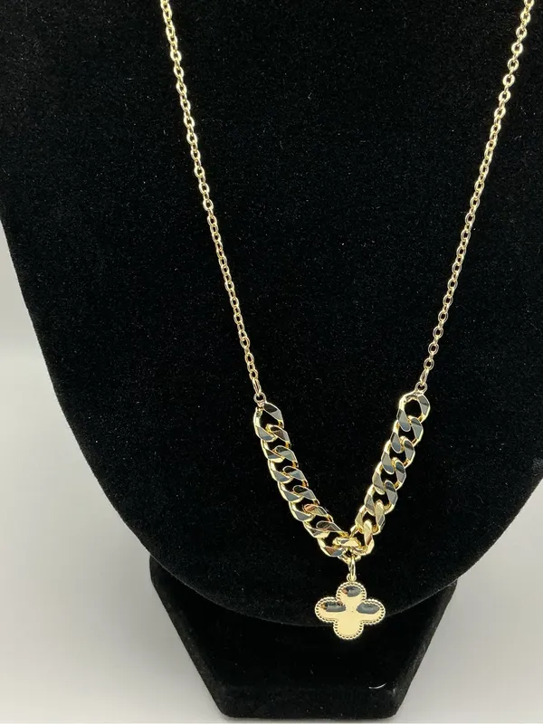 Gold Tone Clover Pendant Necklace Layered Curb Chain Style 18” - Image 2