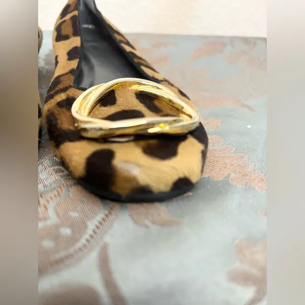 Stuart Weitzman Oh My Leopard Print Ballet Flat Size 5 - Image 4