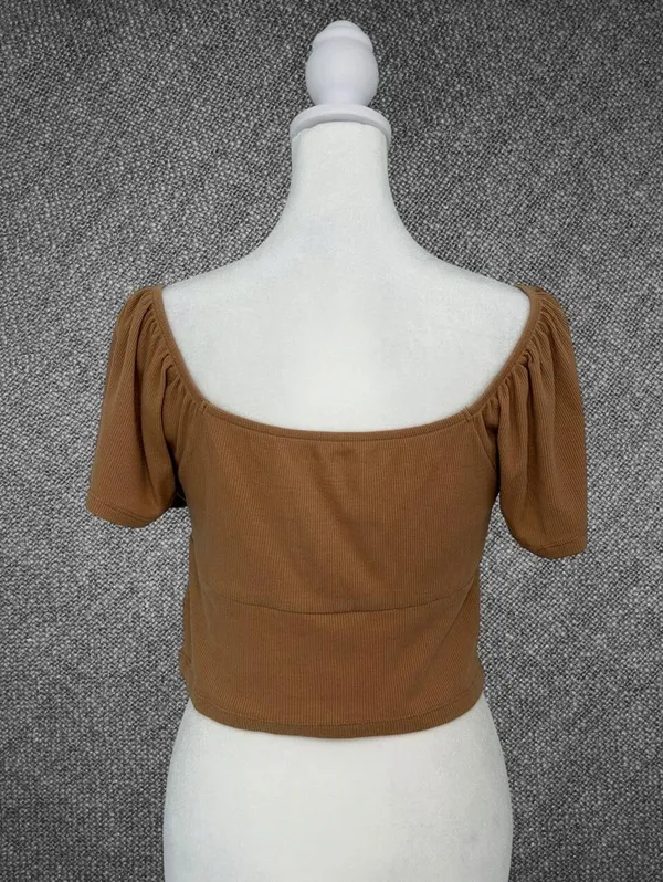 American Eagle Brown Ribbed Ruched Neck Crop Top Size Medium - Image 8