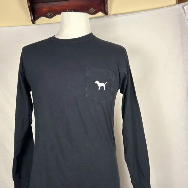 Victoria's Secret T-Shirt Women’s Small Long Sleeve Dog Graphic Pocket - Image 4