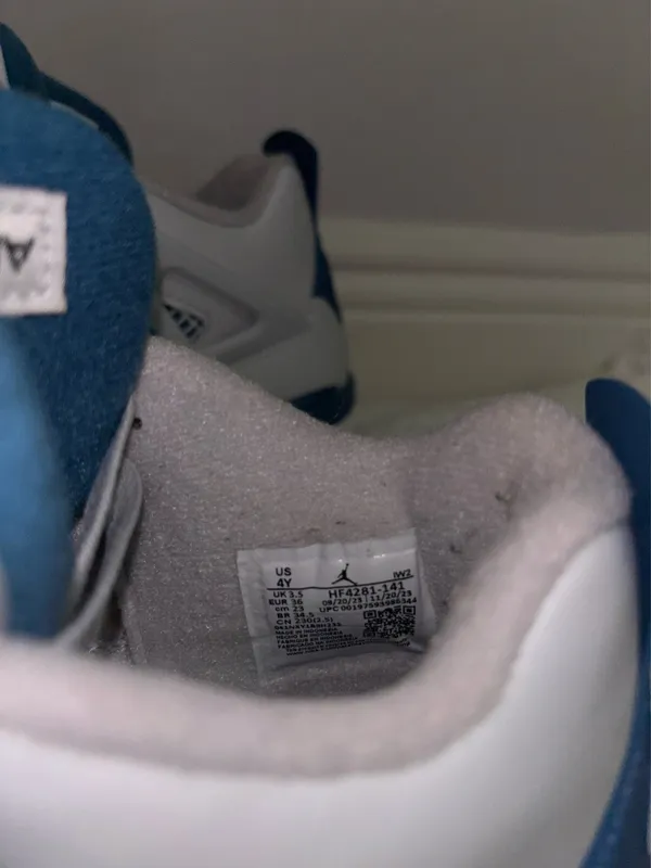 Air Jordan 4 military blue - Image 4