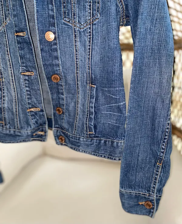 American Eagle Outfitters Women’s Denim Jacket Size Small - Image 7