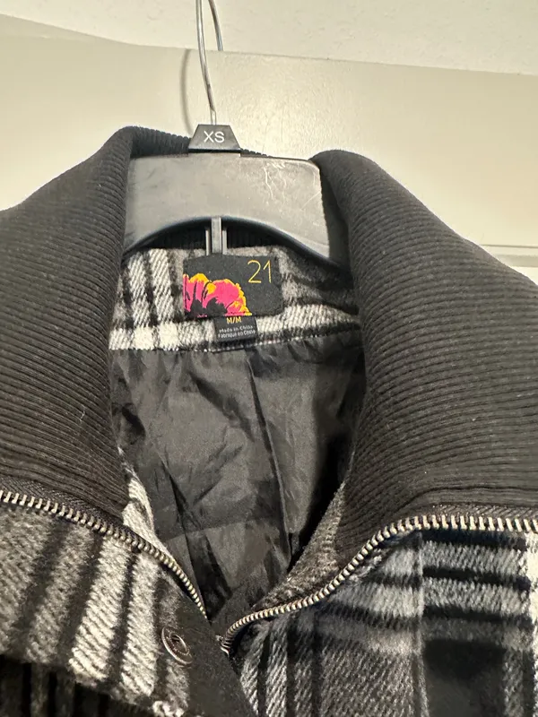 Forever 21 Y2K Jacket - Image 2
