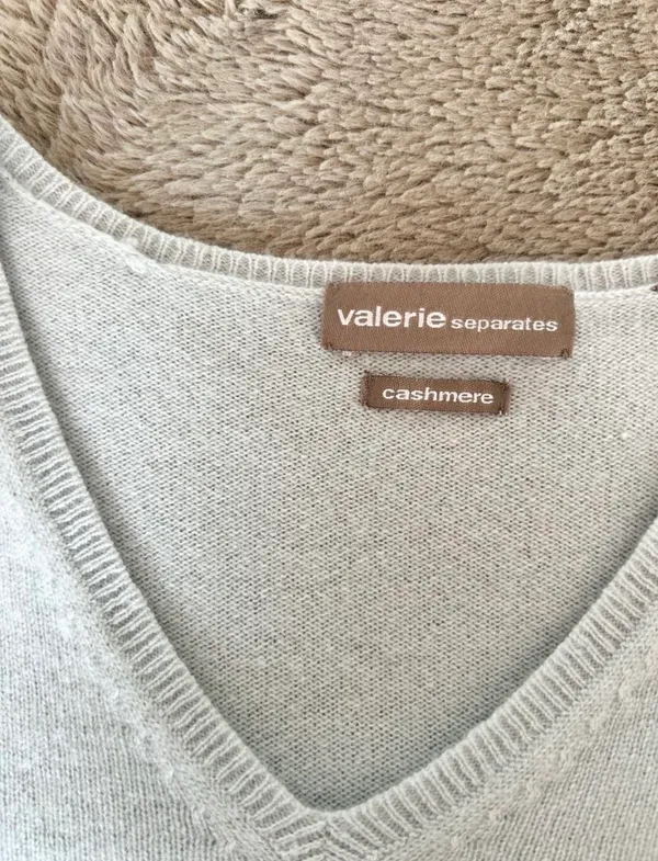 Valerie Seperates Pale Blue Cashmere V-Neck Sweater - Image 4