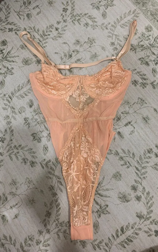 Forever 21 lace and sheer corset bodysuit - Image 2