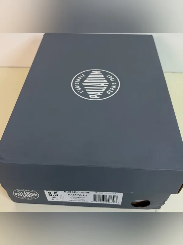 NWT Palladium Pampa Hi Canvas Boots - Star White colorway 8.5 - Image 2