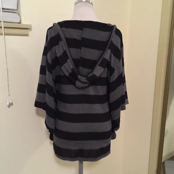 Foreign Exchange Black and grey striped hooded sweater top sz small - Image 2