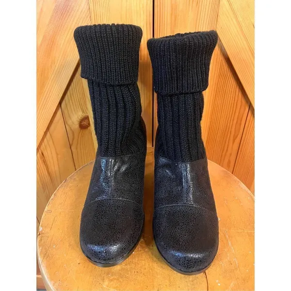 Hot in Hollywood boots size 8W ￼ - Image 2