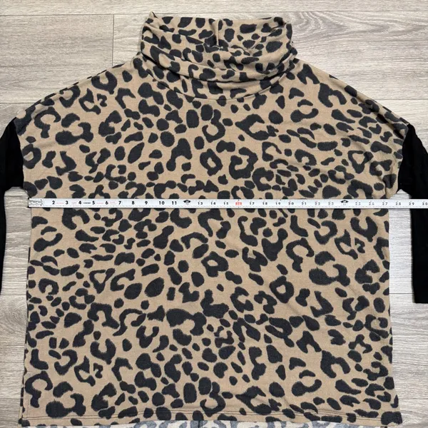 Honeyme Curvy XL Tunic‎ Top Leopard Print Cowl Neck Black Colorblock Sleeve USA - Image 5