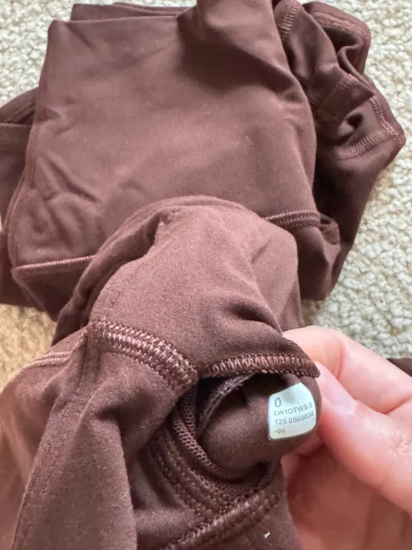 Brown lululemon set - Image 4