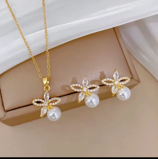 B Jewel Titanium Steel Copper Gold Plated Inlay Flower Zircon Jewelry Set - Image 2