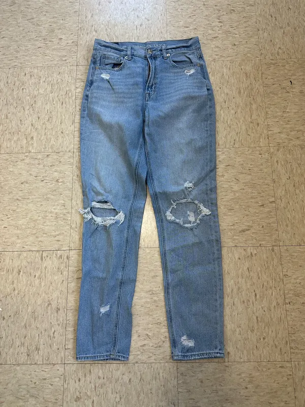American Eagle Outfitters - Image 3