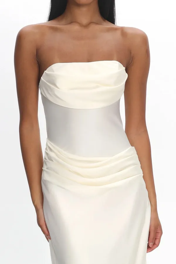 Selfie Leslie Maxi Dress - Image 3