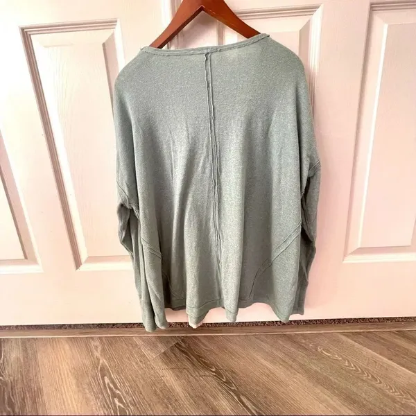 Out from Under green long sleeved top - Image 4