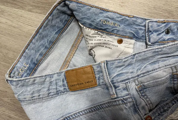 American eagle tomgirl jeans  - Image 4
