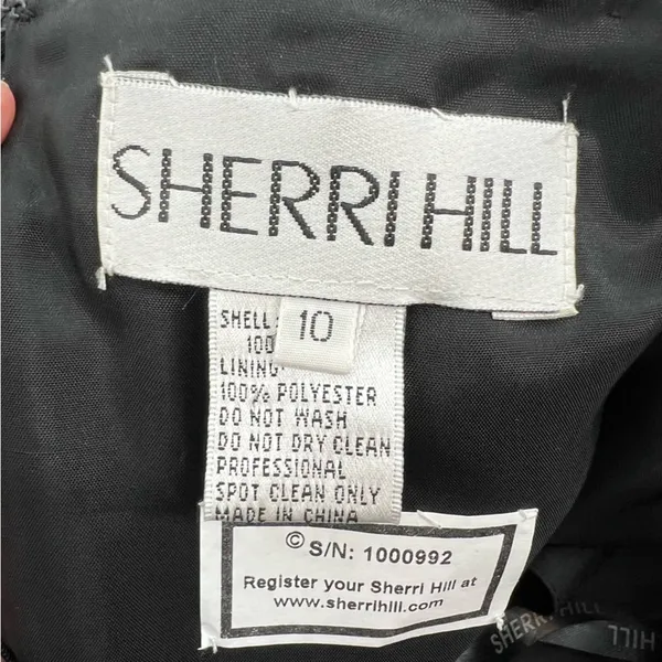Sherri‎ Hill 3D sequin strapless dress black LBD sz 10 - Image 4