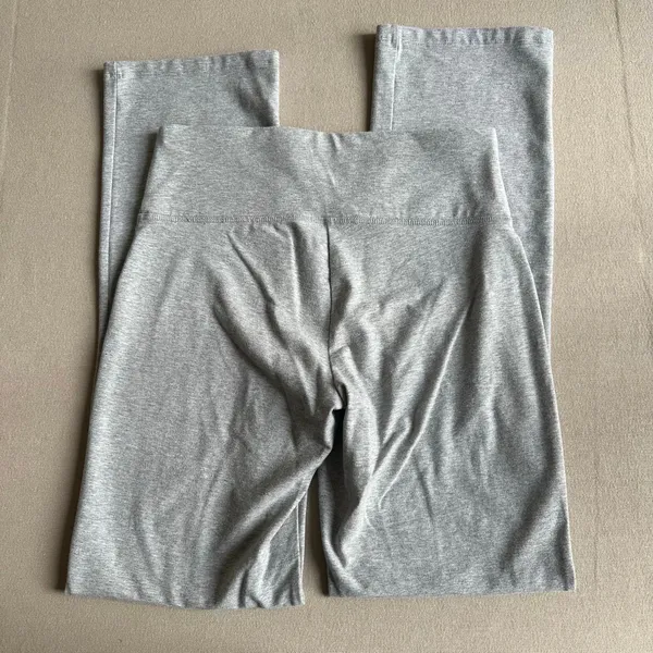 Juicy Couture Sport Gray Yoga Pants - Image 4