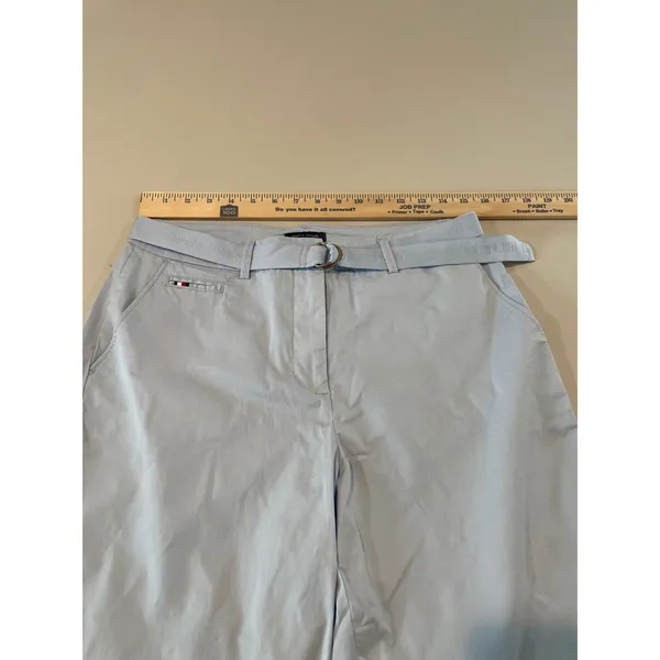 Tommy Hilfiger Shorts Light Blue Bermuda Cuffed with Belt Size 8 - Image 4