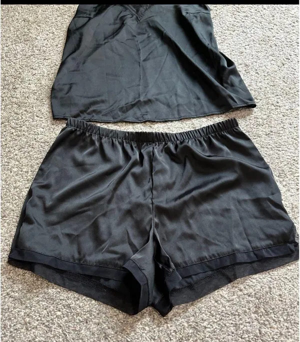 Target Black satin pajama set - Image 3