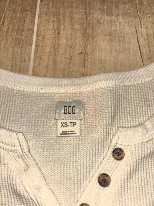 BDG Top Urban Outfitters - Image 2