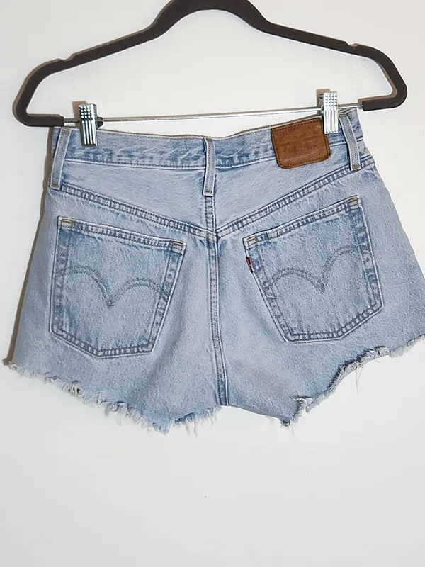 Levi's 501 Light Wash Cutoff Denim Shorts Size 27 - Image 4
