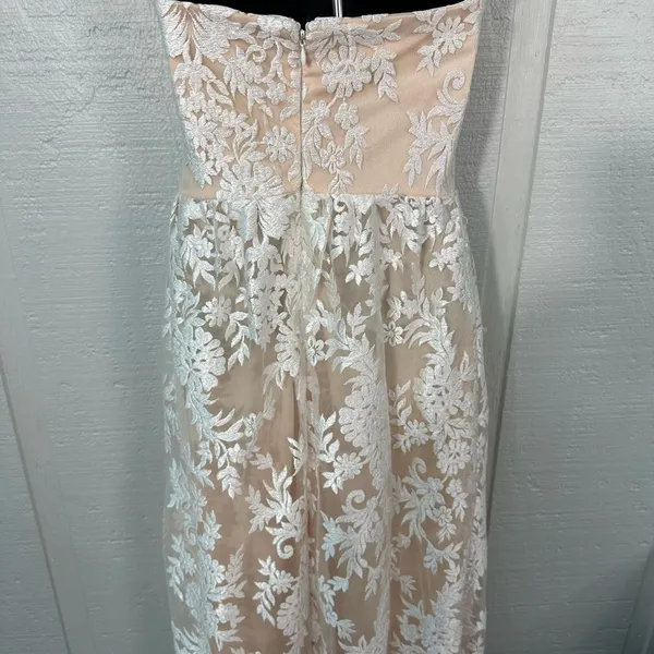 Lulus Beige with White Lace Overlay Strapless Dress Size Medium NWT - Image 11