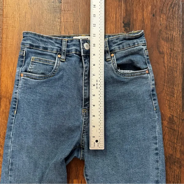COTTON:ON high cropped skinny blue denim jeans, size 4 - Image 7