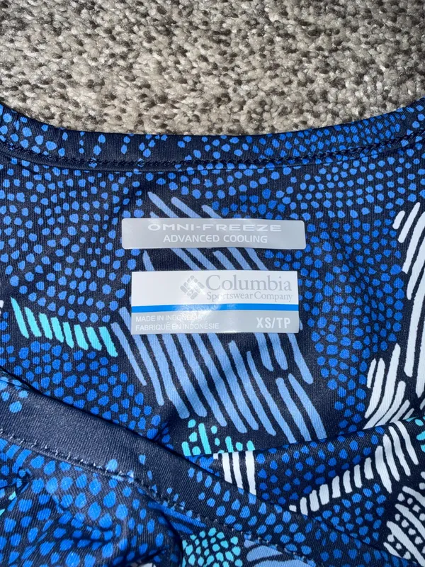 Columbia PFG Freezer III Sleeveless Athletic Dress in Blue Floral Print - Image 3