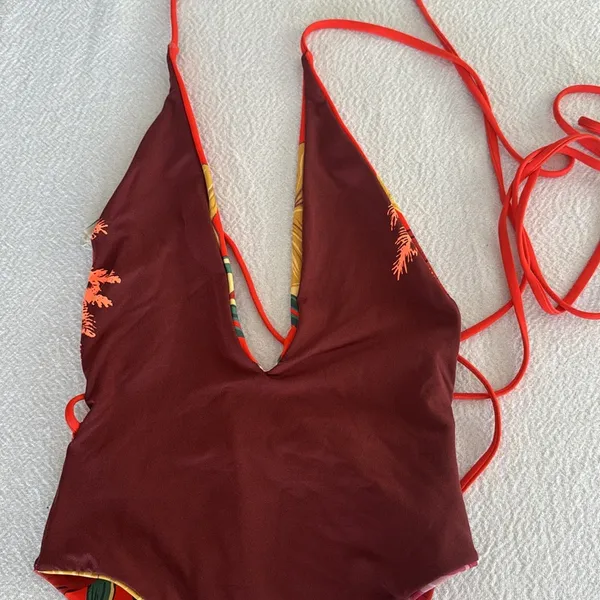 Maaji Camellia Reversible One-Piece Swimsuit, Size Large, $169 - Image 15