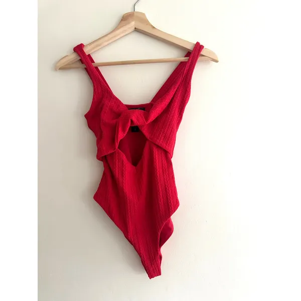 BEACH RIOT Tyler Merry Red One Piece Swimsuit Size Small - Image 3