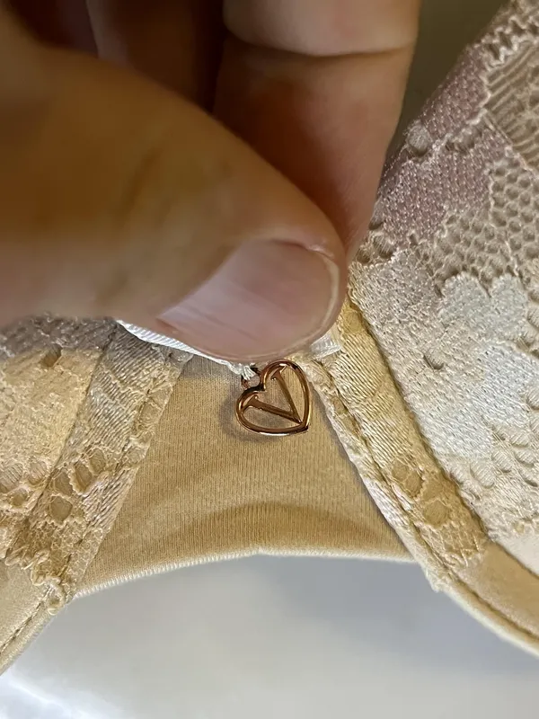Victoria's Secret Body By Victoria Bra Womens 32B Beige Lace T-Shirt Padded - Image 4