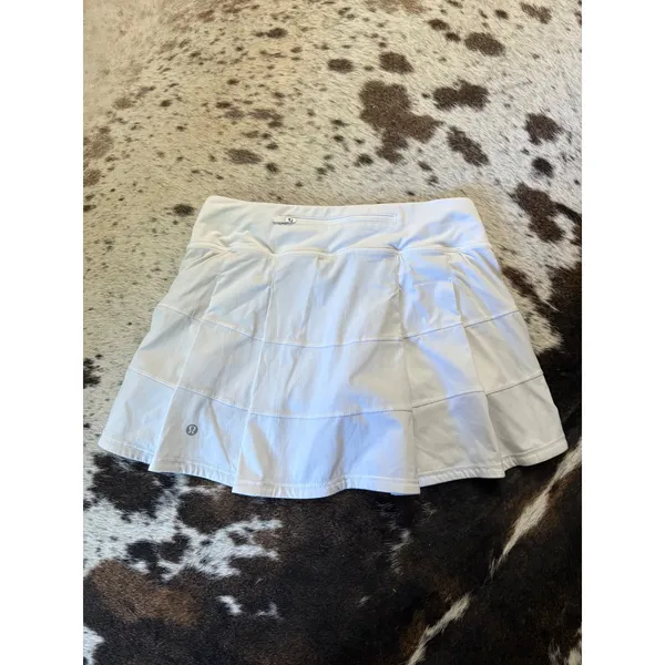 Lululemon Pace Rival Skirt *4-way Stretch 15" White Size 4 Tall - Image 3