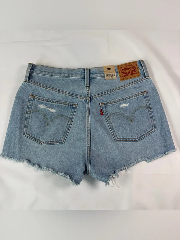 NWT Levi's 501 Women Size 31 High Rise Distressed Button Fly Cut Off Jean Shorts - Image 2
