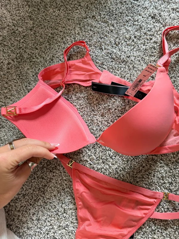 Victoria's Secret Bra - Image 2
