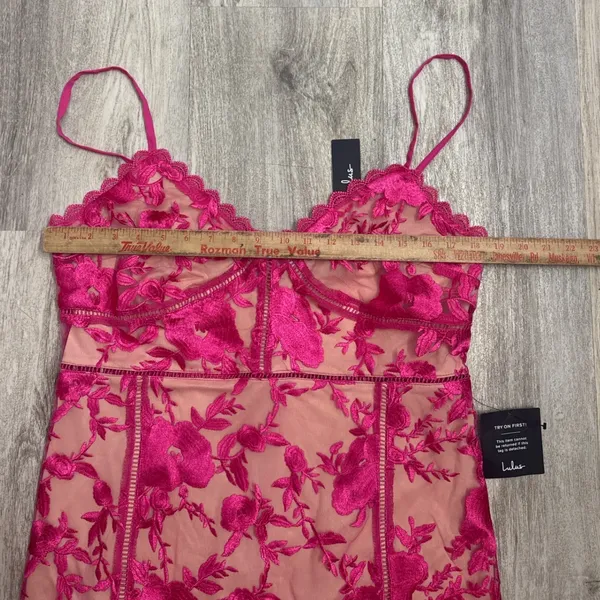 Lulus Magenta Pink Floral Lace Mini Dress Nude Lining Size XL NEW - Image 5