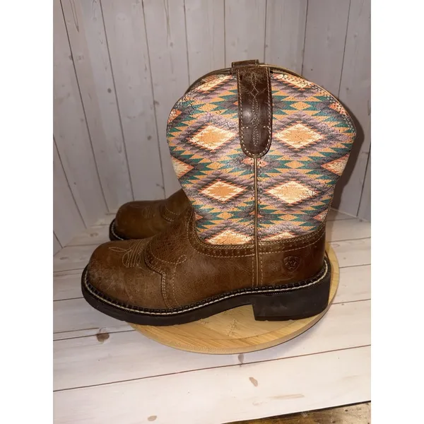Ariat Women's Fatbaby Heritage Farrah Western Boots 8B - Image 6
