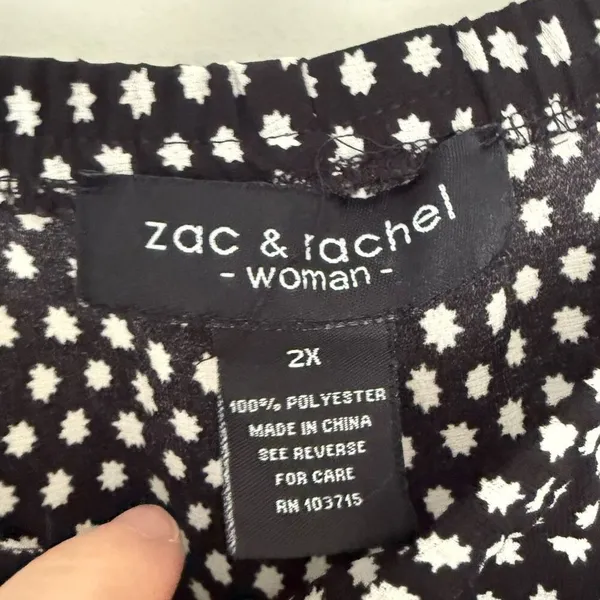 Zac & Rachel Women’s 2X Plus Size Stretchy Wide Leg Star Patterned Pants - Image 3