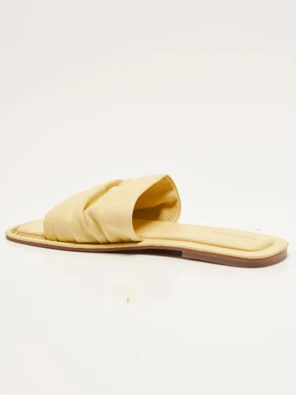 FREE PEOPLE NIB Evelyn Slip On Sandals / Sunkissed Yellow Leather - Image 9