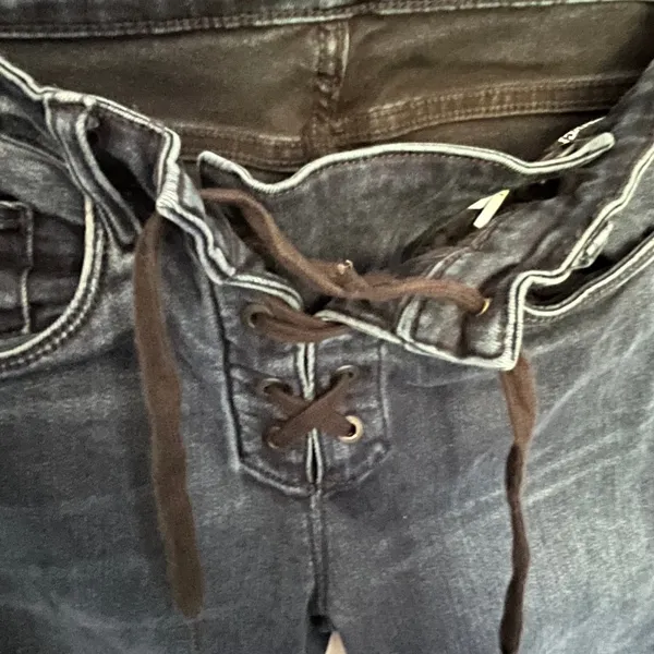 BlankNYC Skinny Lace UP Fly Womens Jeans Size 26 Tie Closure Y2K Grunge - Image 4