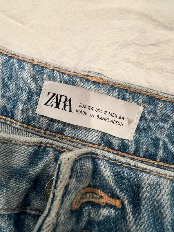 Zara Women's Light Blue Straight-Leg Jeans - Image 3