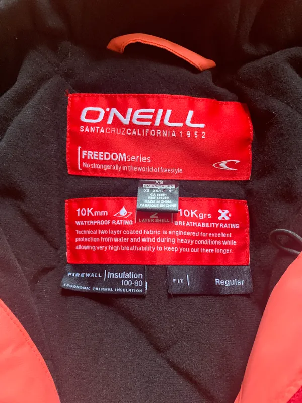 O’Neill Ski/ Snowbaord Jacket  - Image 4