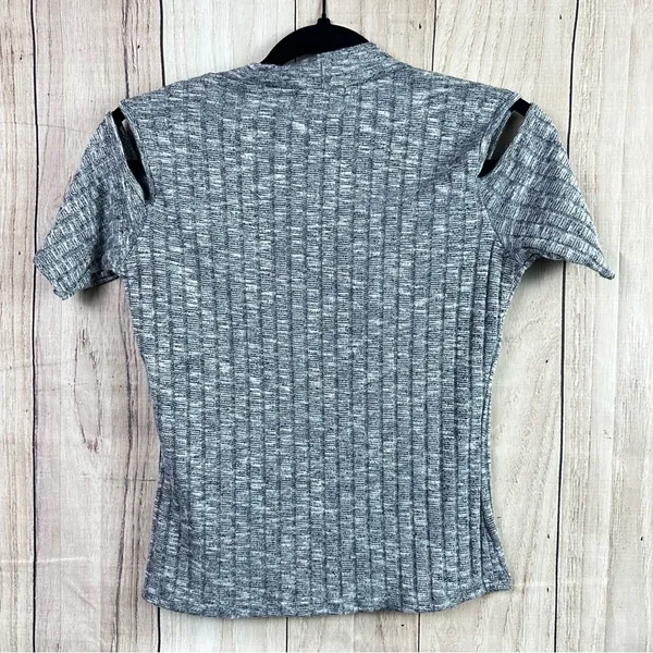 Women's Off the Shoulder Short Sleeve Ribbed Top - Gray - Image 3