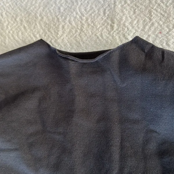 SKIMS Essential Bodysuits Crewmeck long sleeve, Size Small, $78 - Image 9