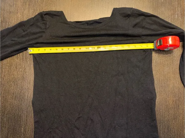 Fabletics Emerson Sweater Black Long-Sleeve Open-Back Tee - Image 5