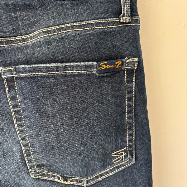 Seven7 High-Rise Raw Hem Cropped Fashion Jeans Dark Wash Denim Straight Leg - Image 5