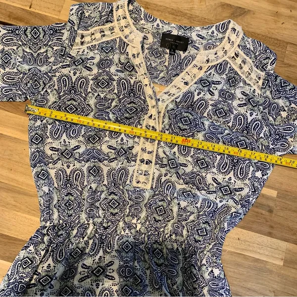 Romeo & Juliet Couture White & Blue Patterned Romper L - Image 4