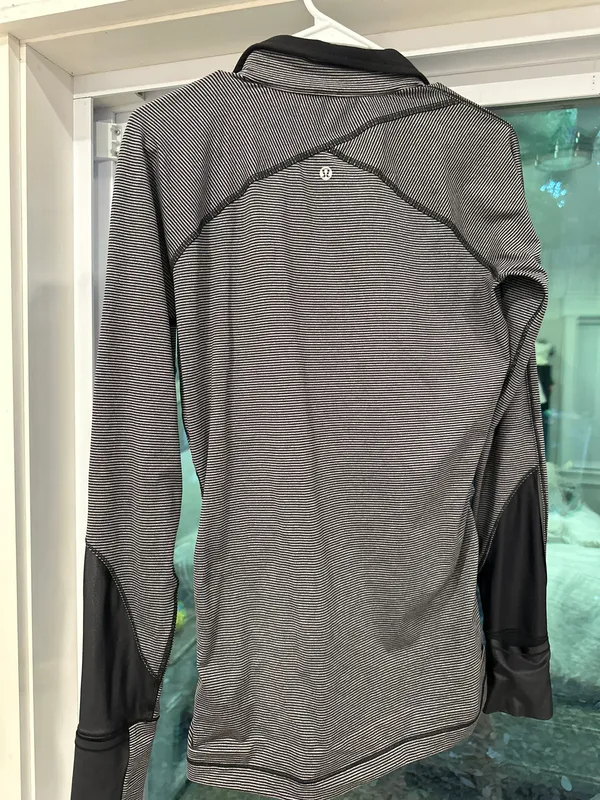 Lululemon Krisscross 1/2 Zip - Image 2