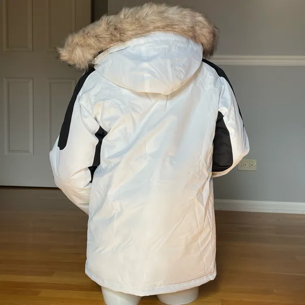 Canada Weather Gear White Winter Parka Juniors 14/16 L Women’s S - Image 3